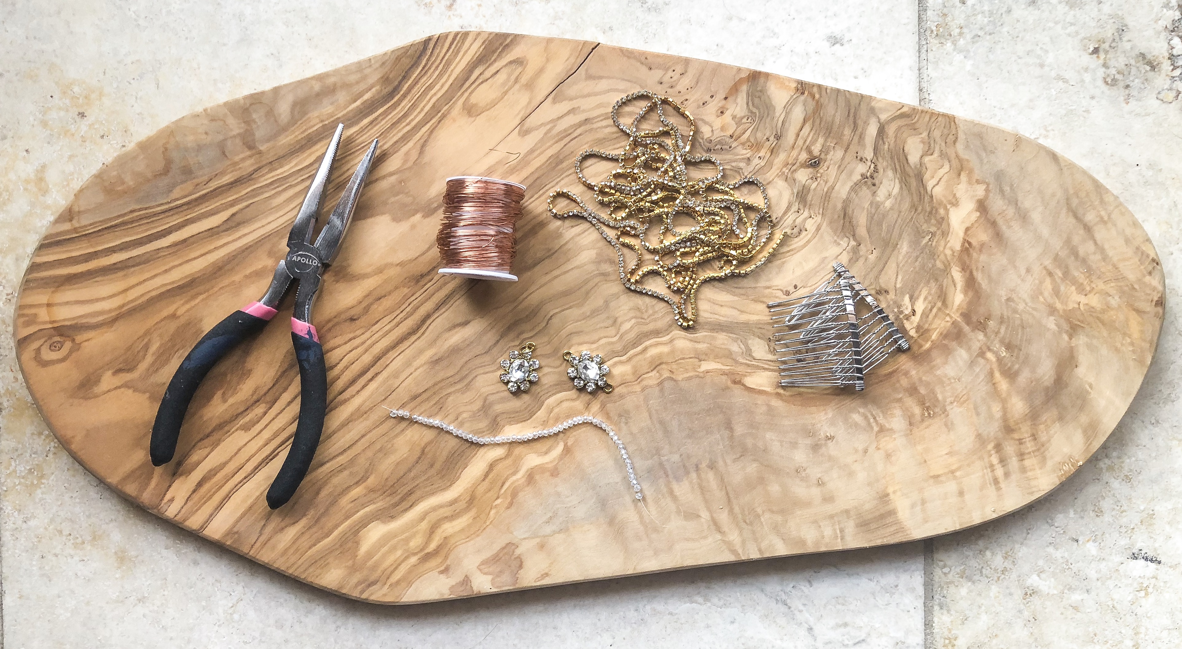 diy boho crown, boho halo, hair crown, wedding, boho wedding, diy boho wedding, diy wedding, halo, crown, flower crown, jewel crown, boho chain, hair chain