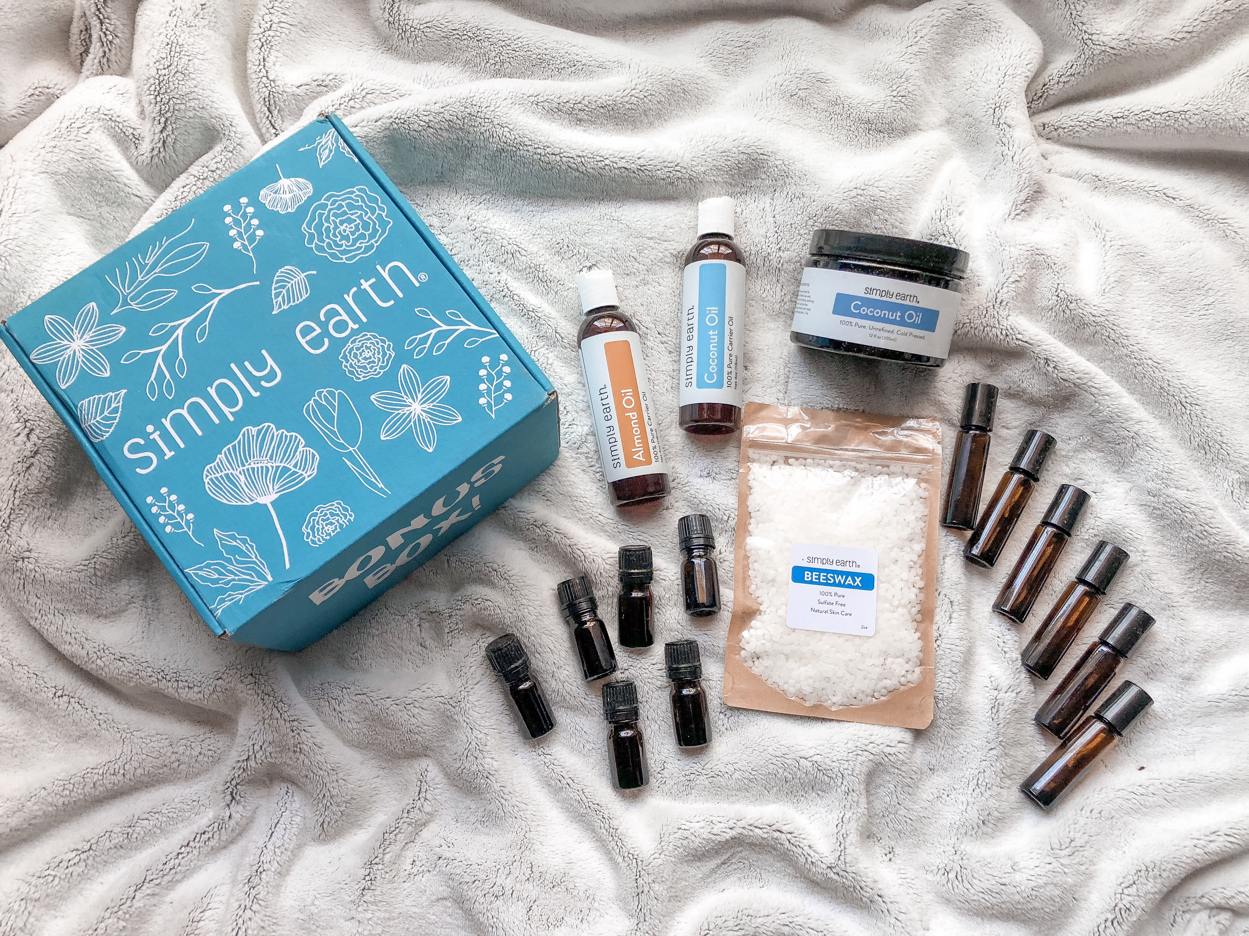 simply earth, essential oils, essential oil recipes, skin care, summer essential oils, star anise, grapefruit, lavender, palmarosa