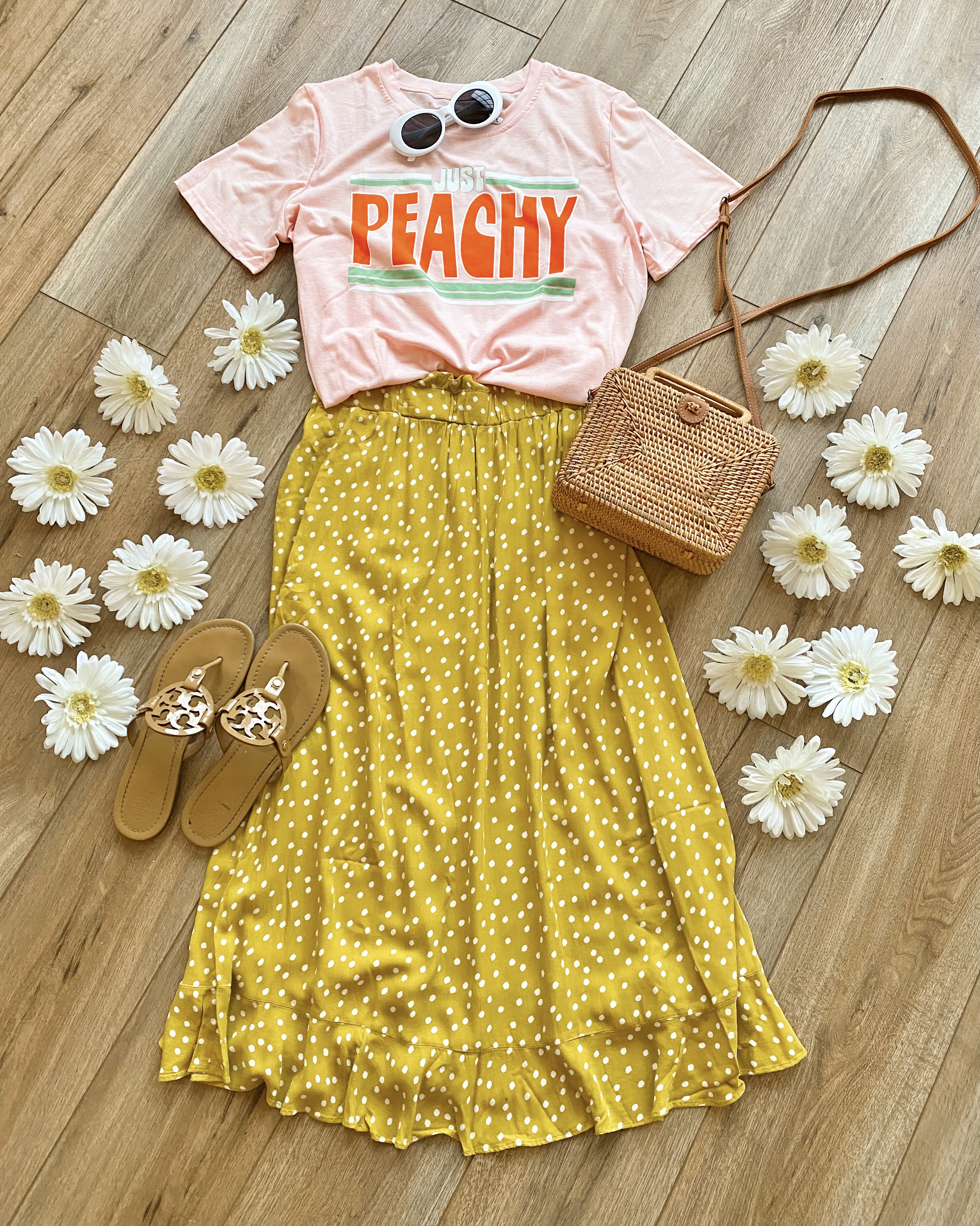 summer dresses, amazon fashion, amazon find, midi skirt, graphic tshirt