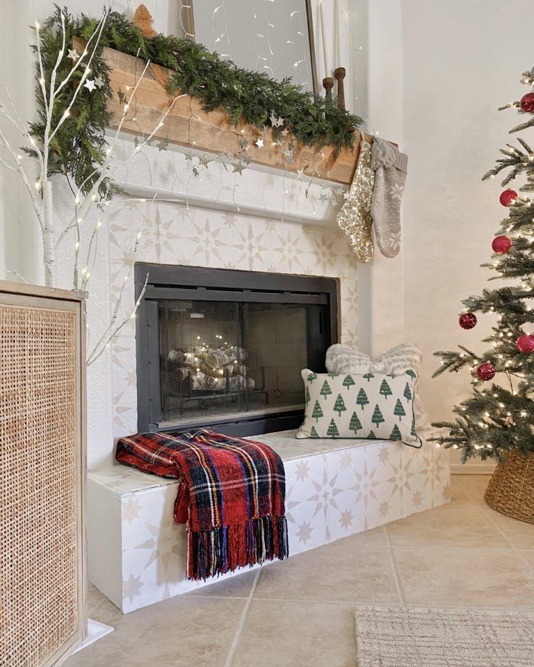 christmas fireplace decorations