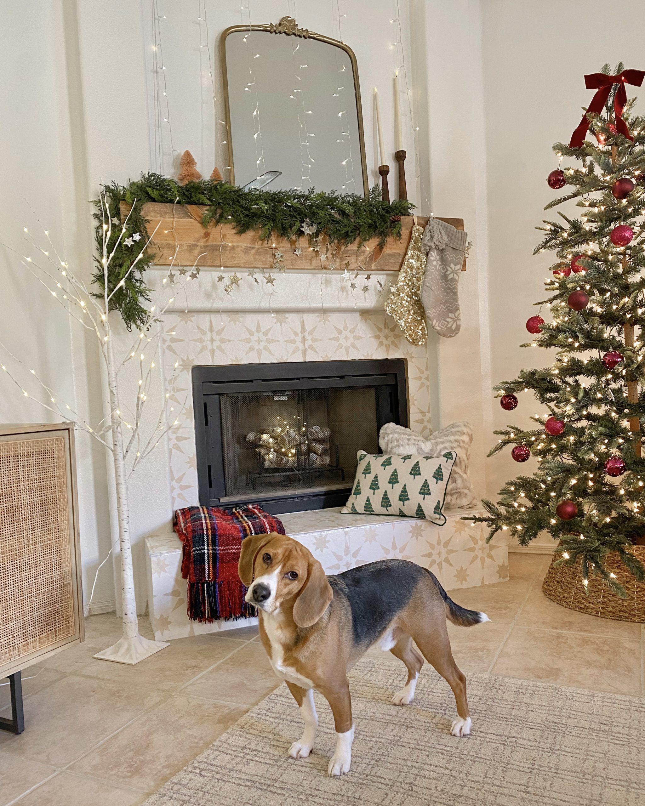 christmas living room, christmas fireplace decor, curtain fairy lights on fireplace, christmas mantle decor