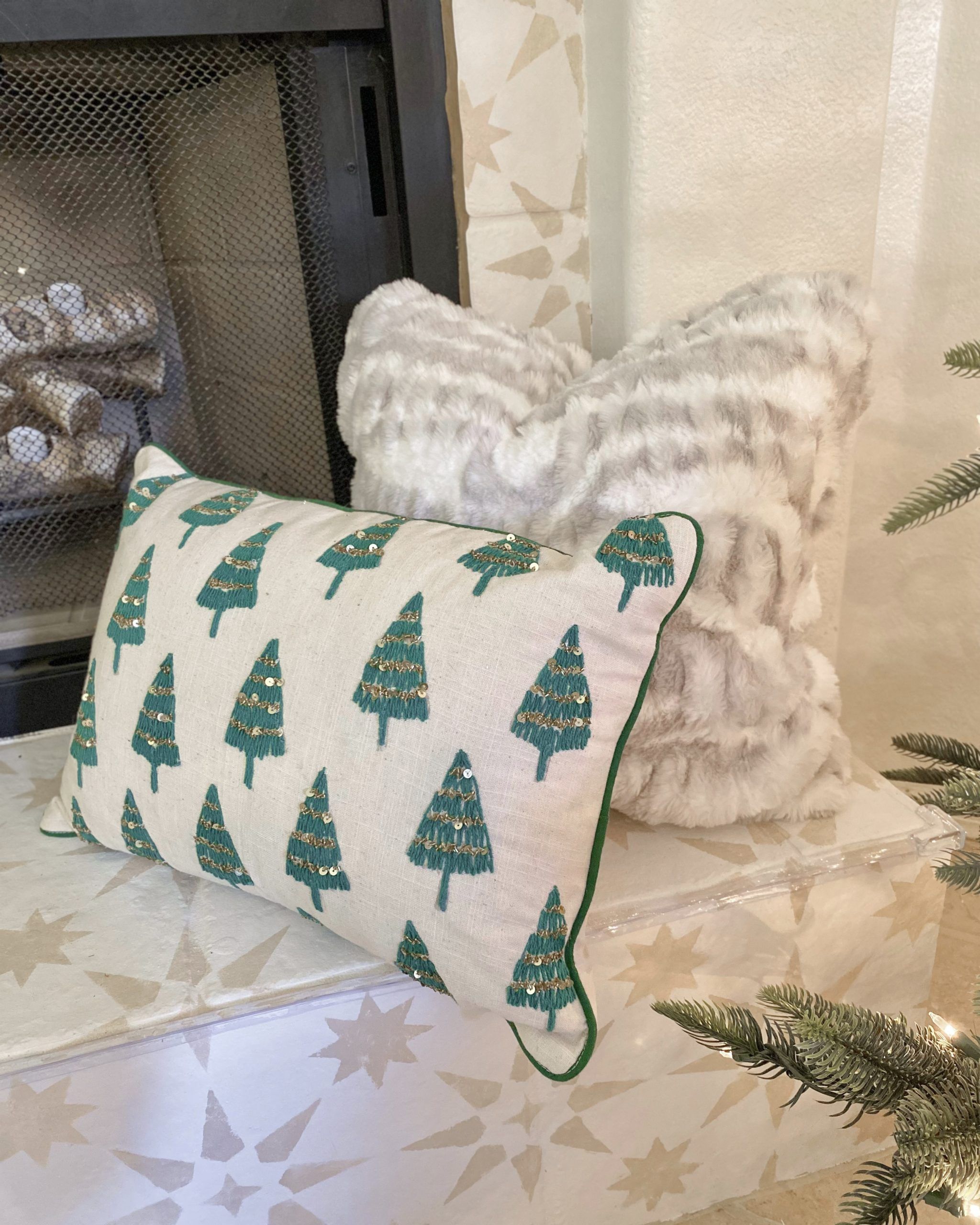 christmas living room, christmas fireplace decor, curtain fairy lights on fireplace, christmas mantle decor