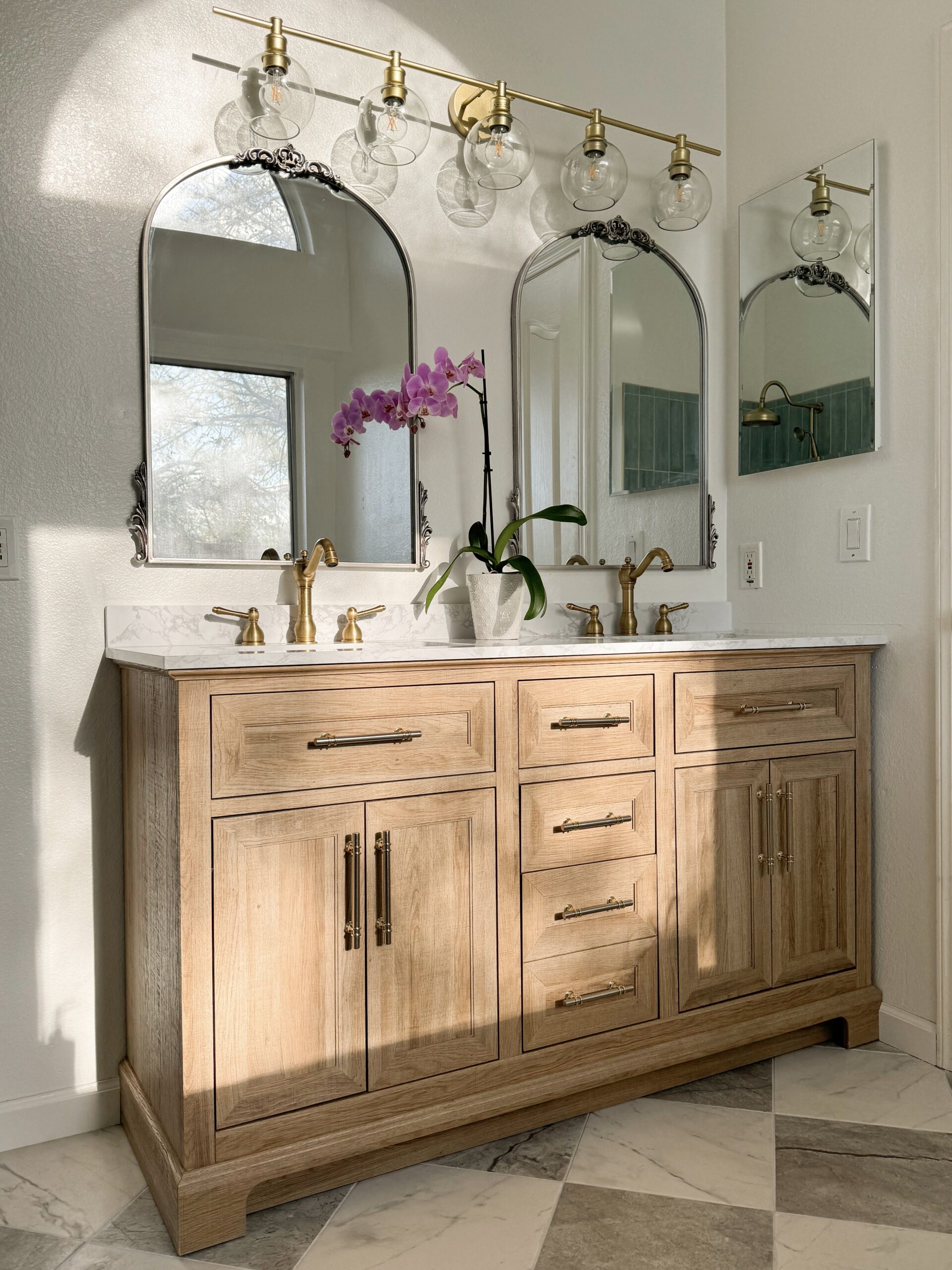 bathroom vanity, 60 inch wooden bathroom vanity, bathroom vanity ideas, checkerboard bathroom floor, one vanity light two mirrors